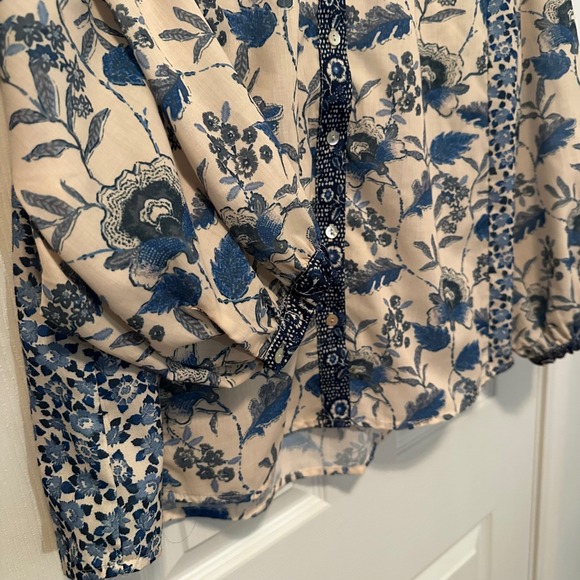 See And Be Seen Womens Blue Cream Floral Mixed Print Lace Trim Blouse Large - Picture 4 of 9